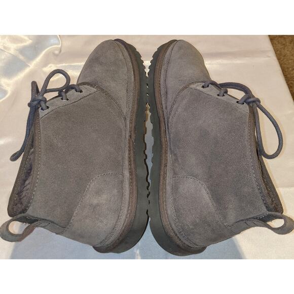 UGG Australia Men's NEUMEL Charcoal Gray Suede Chukka Boots 3236 Size 12 EUC - Picture 5 of 9